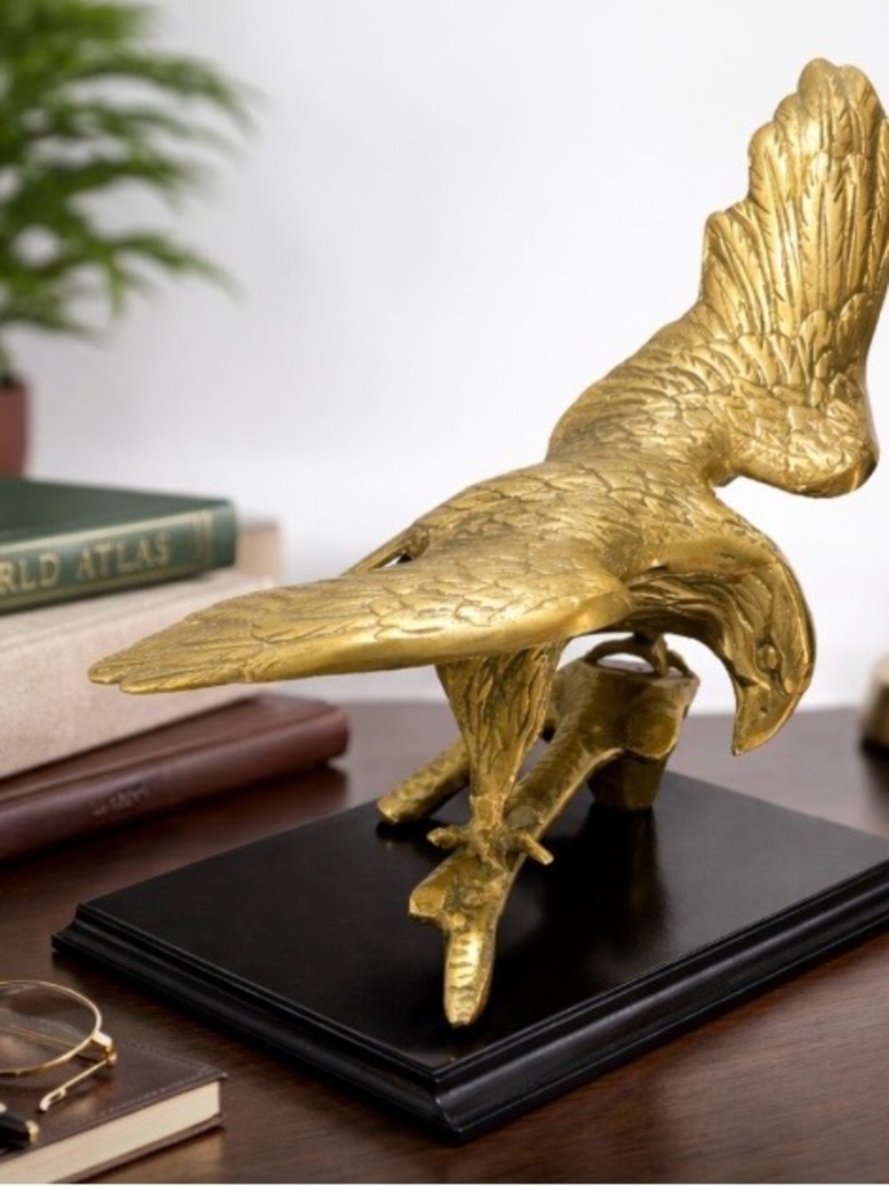 Brass Eagle American Spread Wings Solid Cast Majestic Wood Stand Vintage
